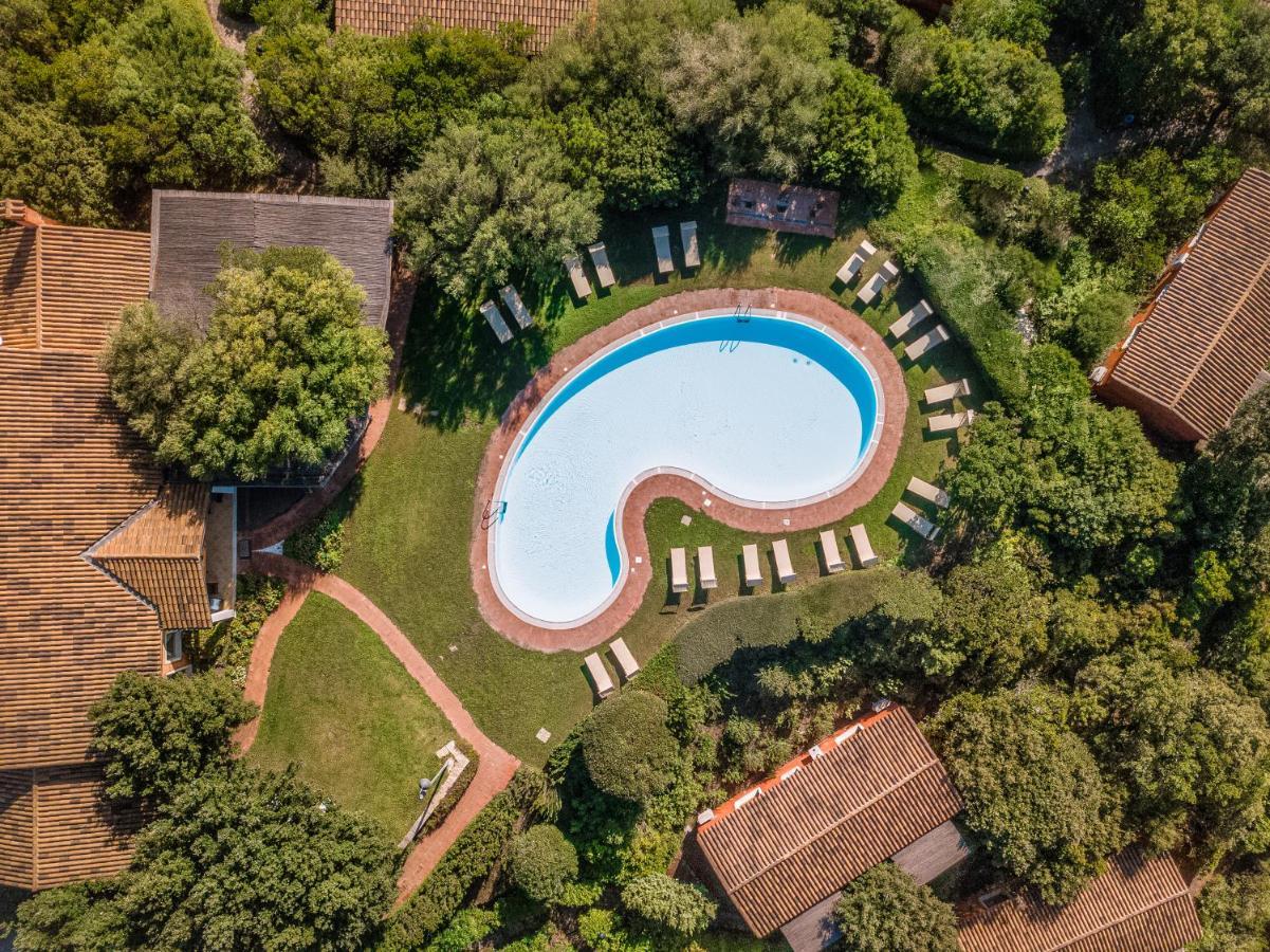 Hotel Aldiola Country Resort Sant'Antonio di Gallura Bagian luar foto