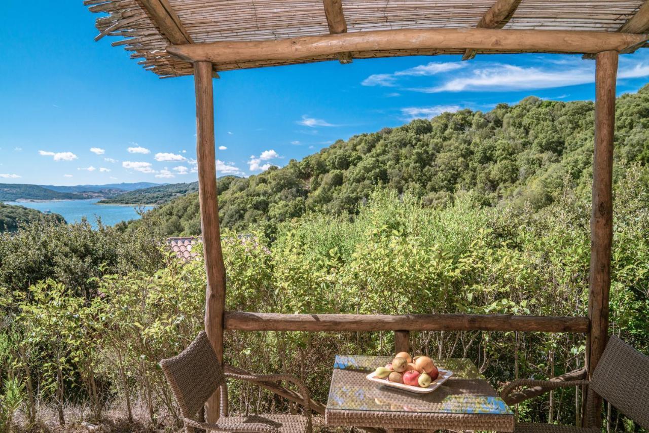 Hotel Aldiola Country Resort Sant'Antonio di Gallura Bagian luar foto