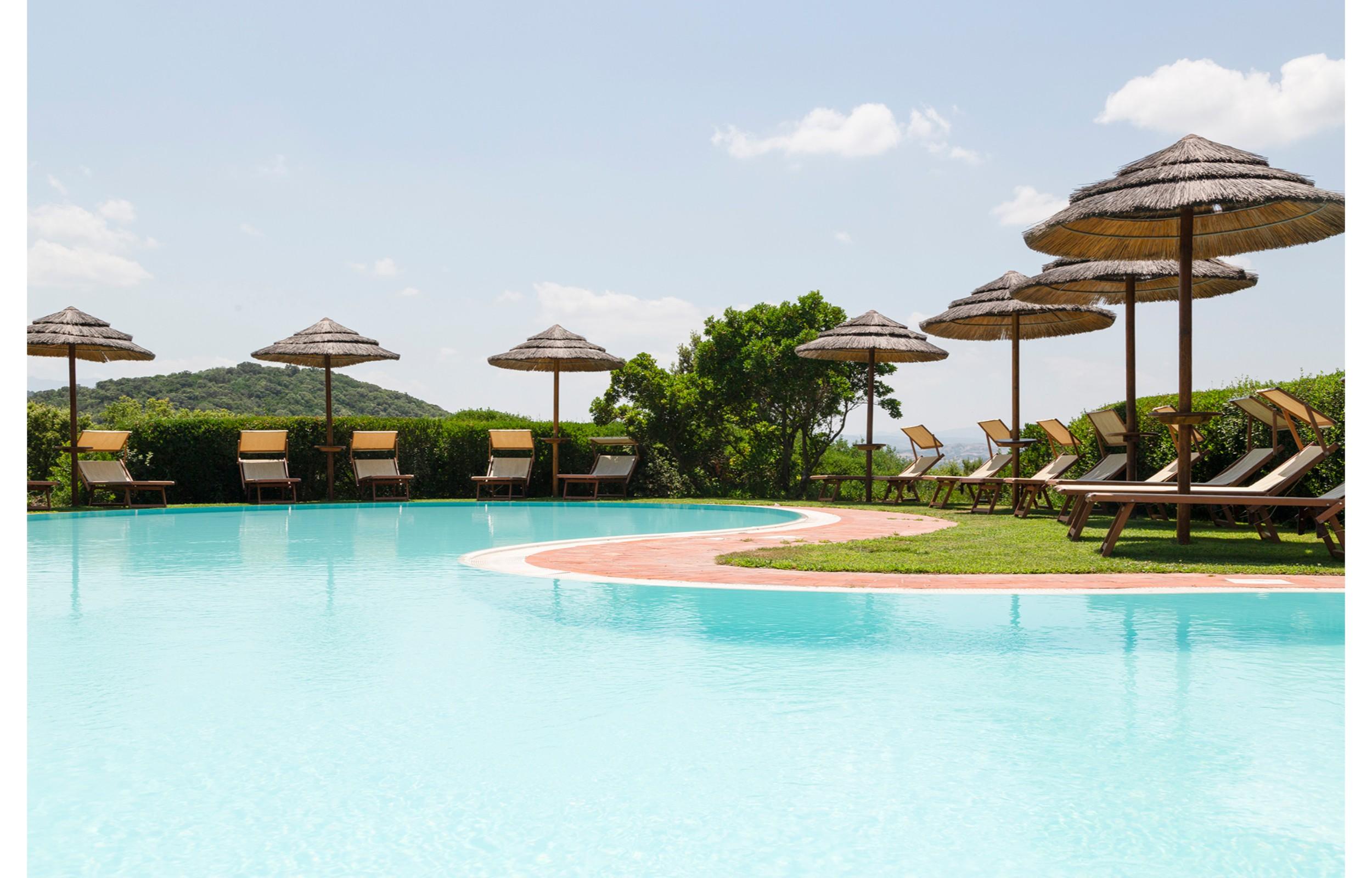 Hotel Aldiola Country Resort Sant'Antonio di Gallura Bagian luar foto
