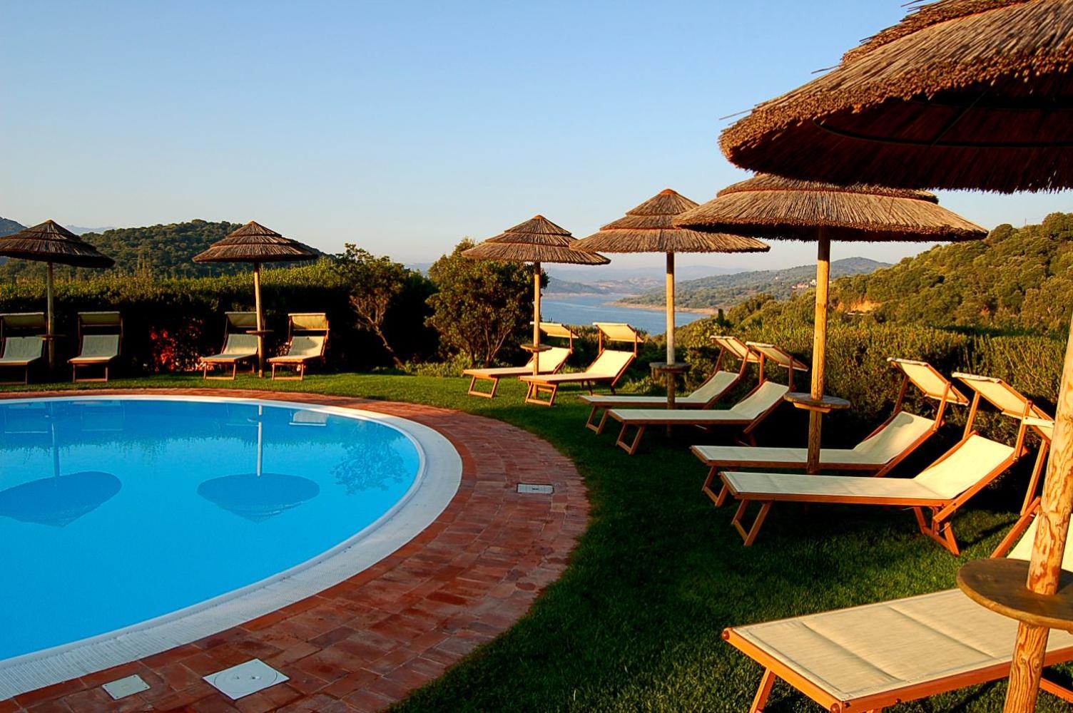 Hotel Aldiola Country Resort Sant'Antonio di Gallura Bagian luar foto
